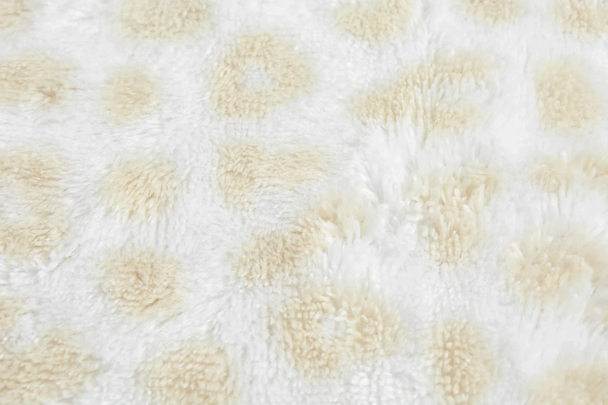 Arctic Animal Print Fleece — Pattern detail view