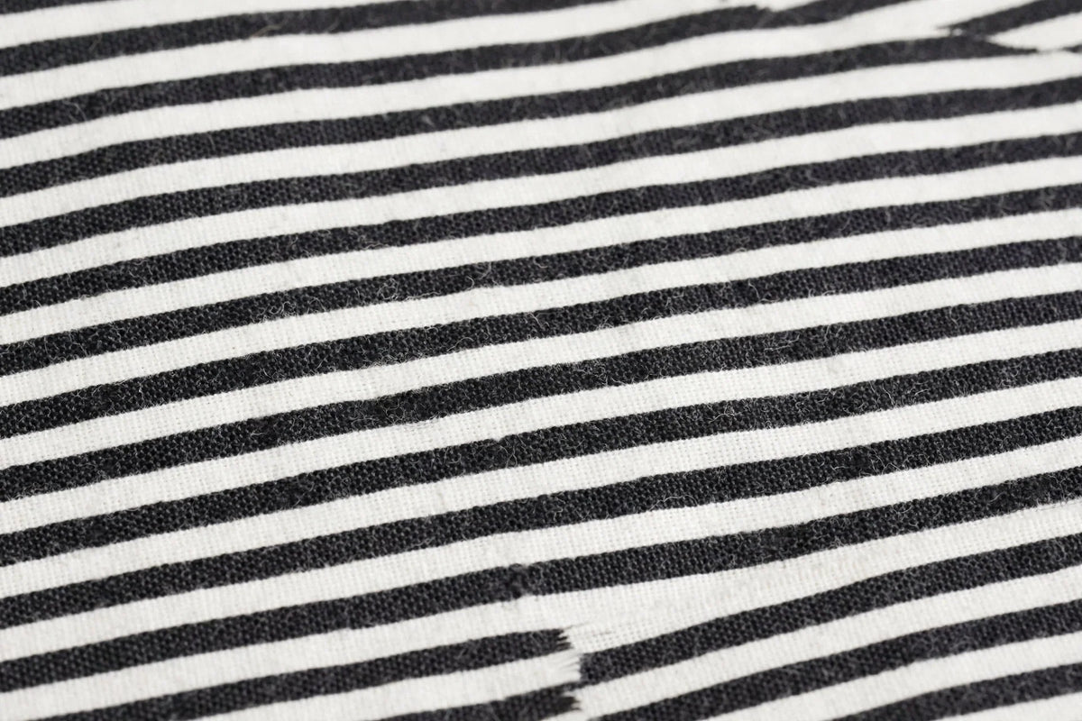 Black & White Stripe — Pattern detail view
