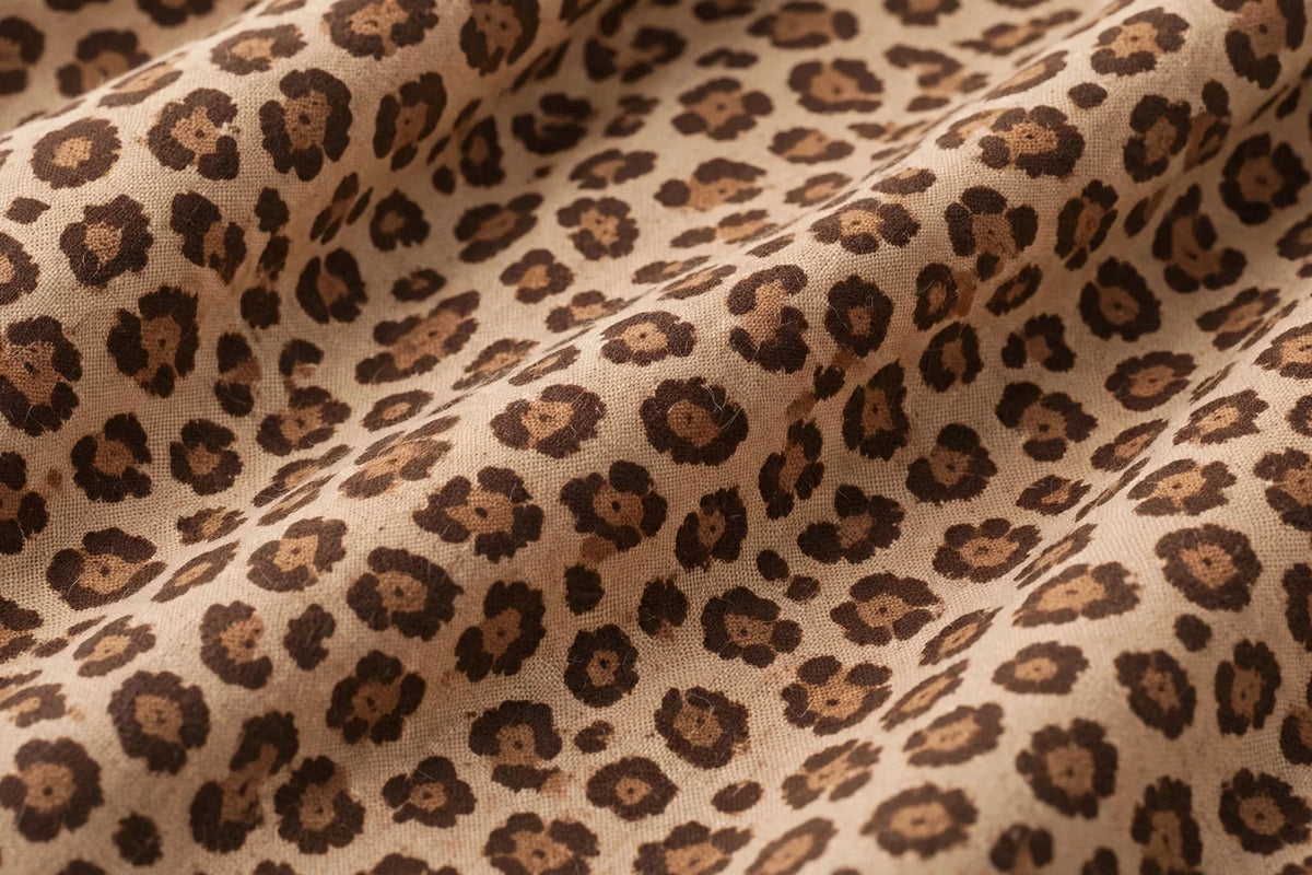 Classic Leopard Cotton — Pattern detail view