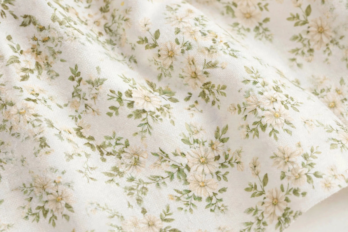 Daisy Floral Cotton — Pattern detail view