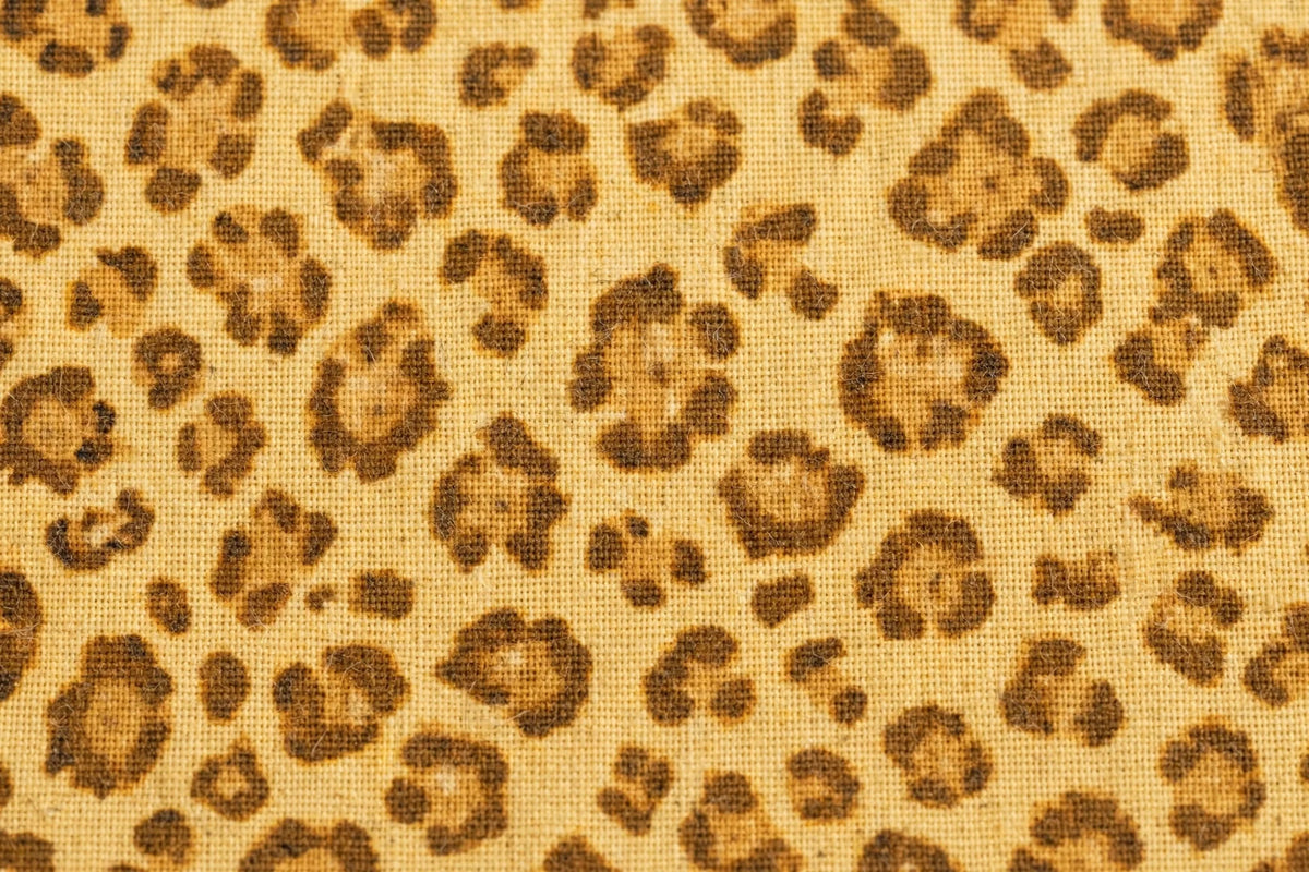 Golden Leopard Cotton — Pattern detail view