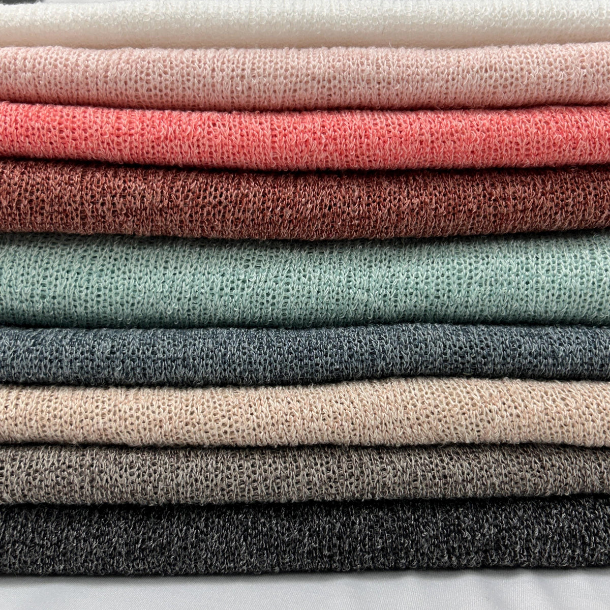 K-tiara heavy hacci knit fabric close-up texture detail