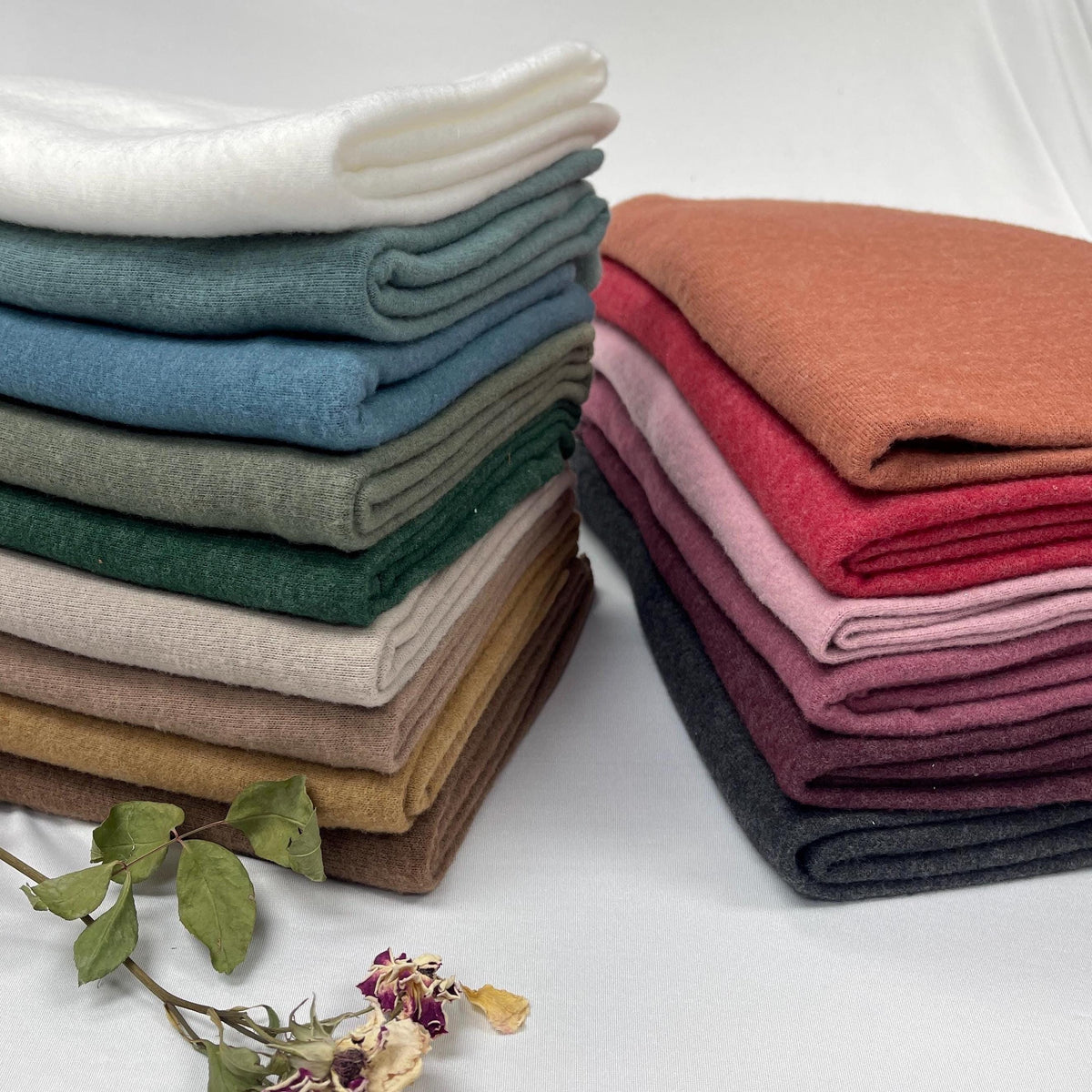 Cashmere blend sweater knit fabric
