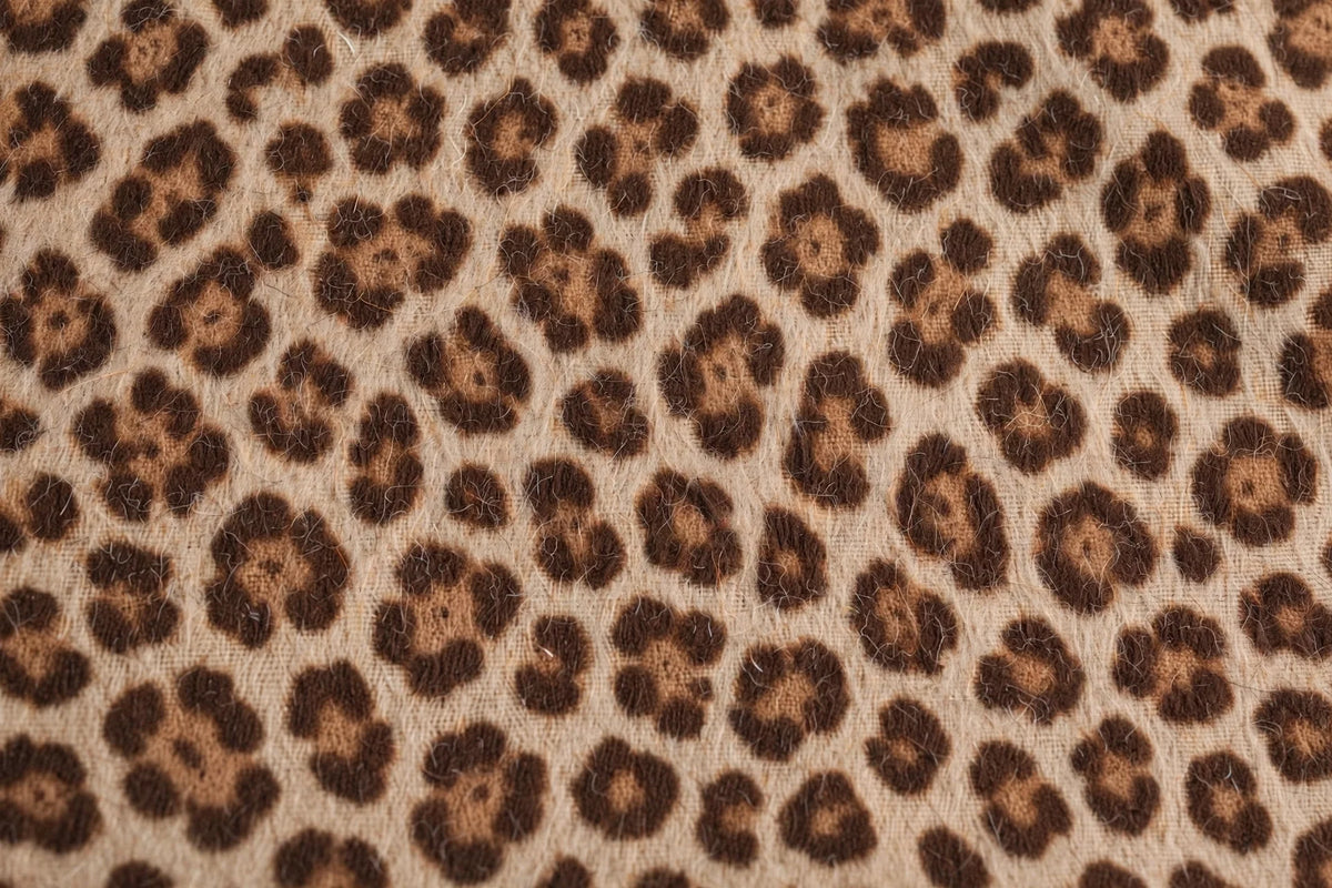 Leopard Trail Flannel — Pattern detail view